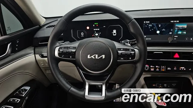 Kia K5 — Фото автомобиля 13