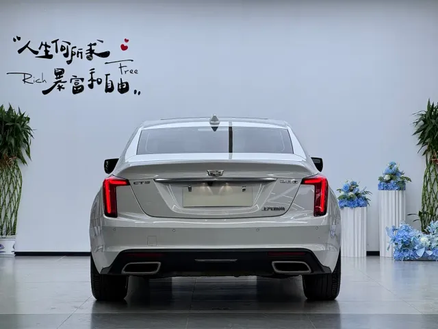 Cadillac CT5 — Фото автомобиля 17