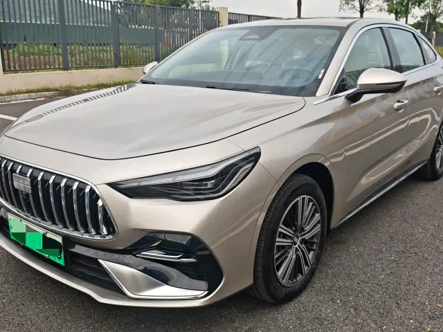 Фотография автомобиля — Geely Galaxy Stellar 6