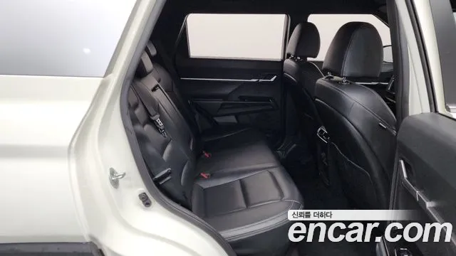 KG_Mobility_Ssangyong Torres Torres Бензин 1.5 2WD — Фото автомобиля 11
