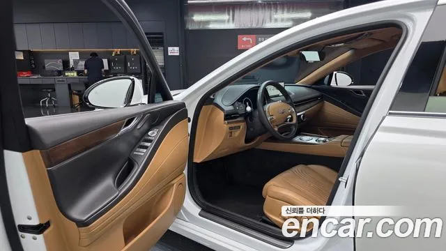 Genesis G80 Бензин 2.5 турбо 2WD — Фото автомобиля 10