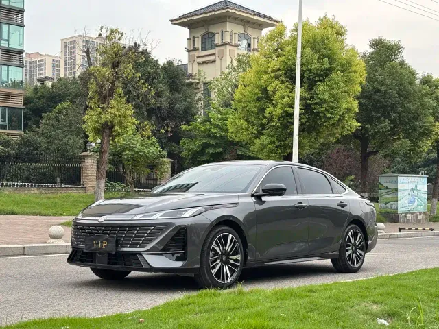 Фотография автомобиля — Changan Eado