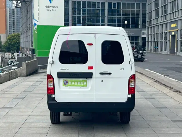 Karry Jiangtun E7 — Фото автомобиля 8