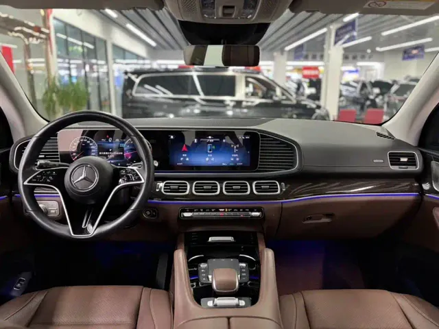 Mercedes-Benz GLE-Class — Фото автомобиля 18