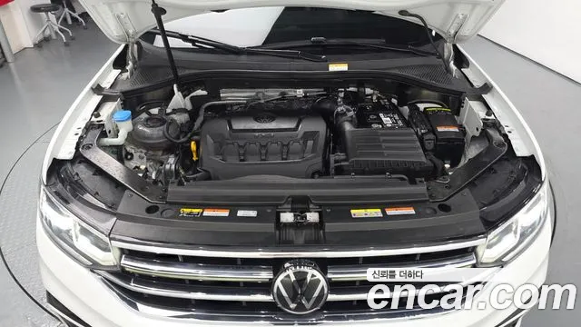 Volkswagen Tiguan — Фото автомобиля 6