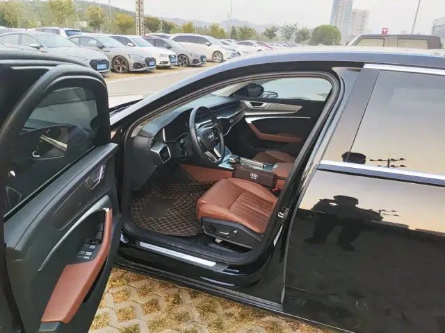 Audi A6L — Фото автомобиля 7