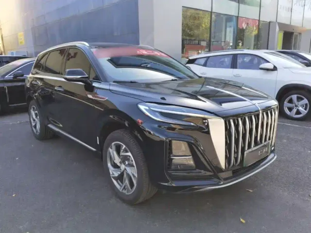 Hongqi HS3 PHEV — Фото автомобиля 3