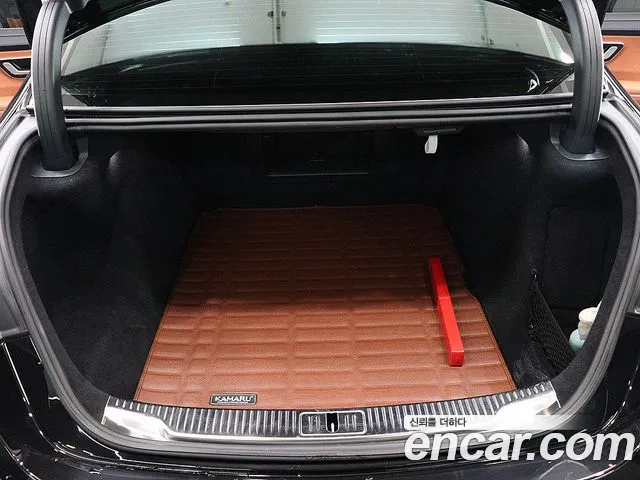 Mercedes-Benz S-Class — Фото автомобиля 15