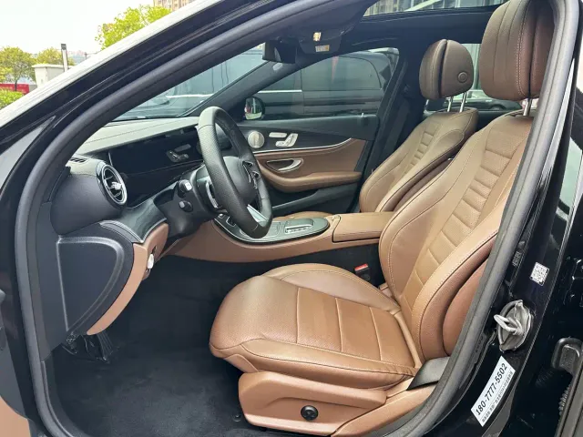 Mercedes-Benz E-Class — Фото автомобиля 4