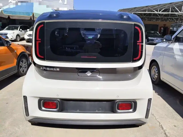 Baojun KiWi EV — Фото автомобиля 5