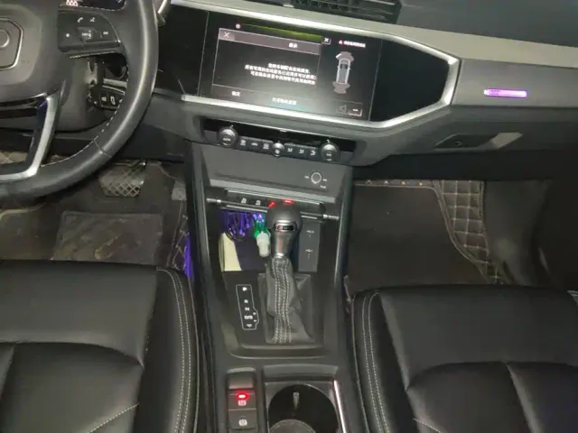 Audi Q3 — Фото автомобиля 16