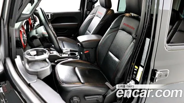 Jeep Wrangler JL — Фото автомобиля 8