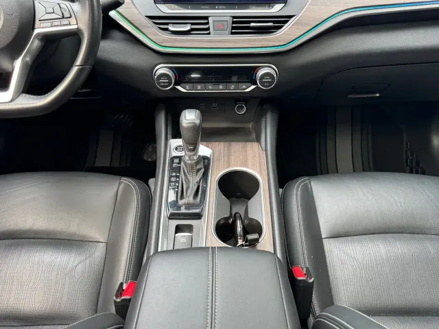 Nissan Teana — Фото автомобиля 11