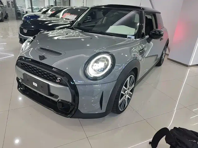 Фотография автомобиля — MINI Hatch