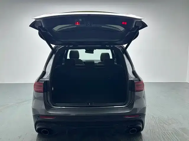 Mercedes-Benz GLB AMG — Фото автомобиля 16