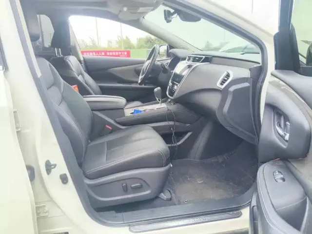 Nissan Murano — Фото автомобиля 13
