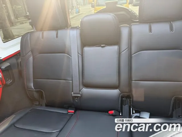 Jeep Wrangler JL — Фото автомобиля 9