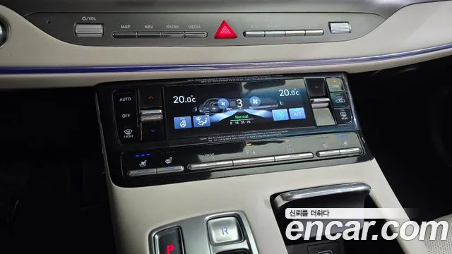 Hyundai Grandeur Новый Grandeur IG — Фото автомобиля 28