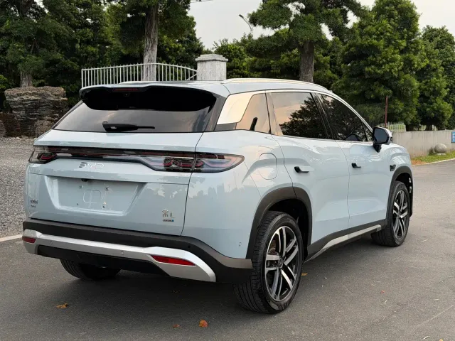 BYD Song L DM-i — Фото автомобиля 7