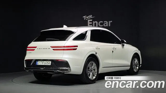 Genesis GV70 — Фото автомобиля 2