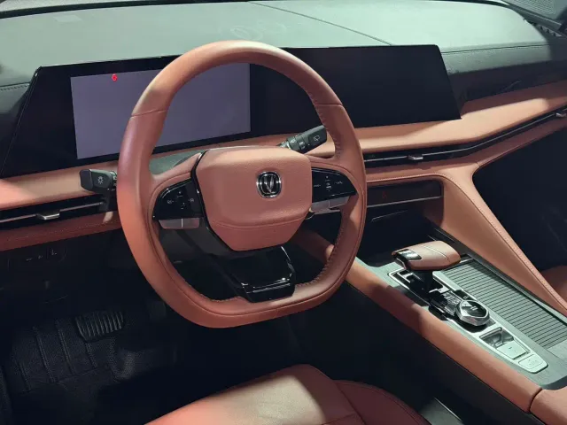 Changan CS75 Plus — Фото автомобиля 17