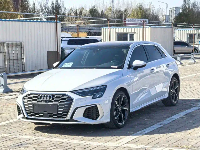 Фотография автомобиля — Audi A3