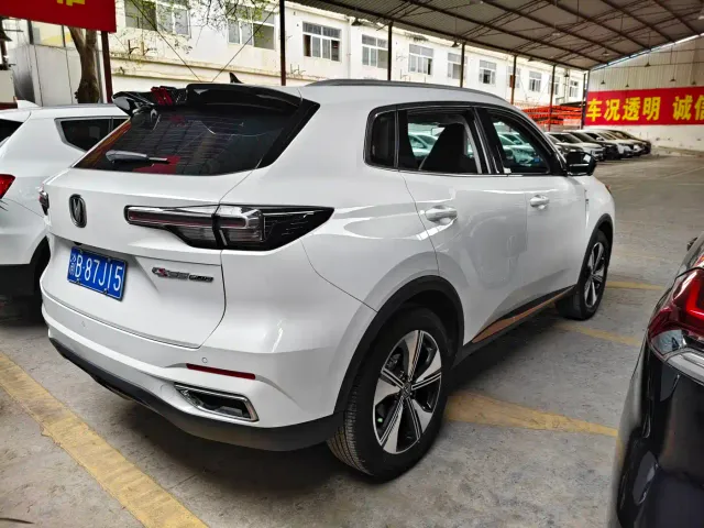 Changan CS55 Plus — Фото автомобиля 9