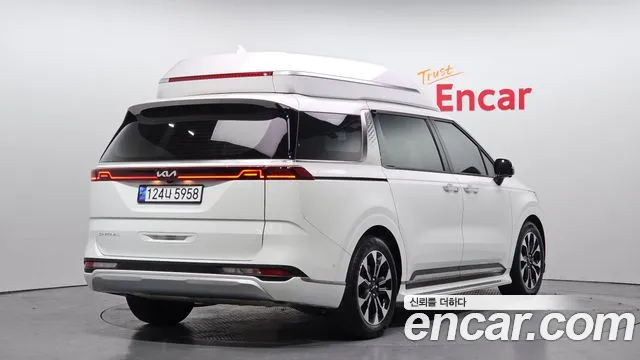 Kia Canival Carnival 4 поколение Бензин 9 мест Hi-Limousine — Фото автомобиля 2
