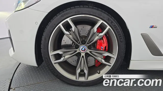 BMW 5 Series G30 — Фото автомобиля 5