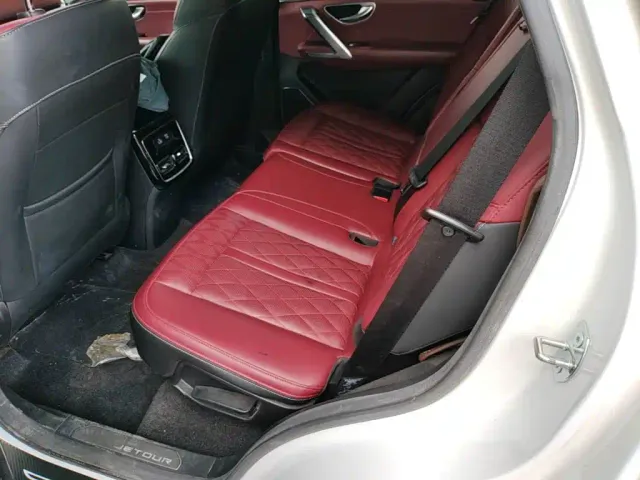 Jetour X70 Plus — Фото автомобиля 12