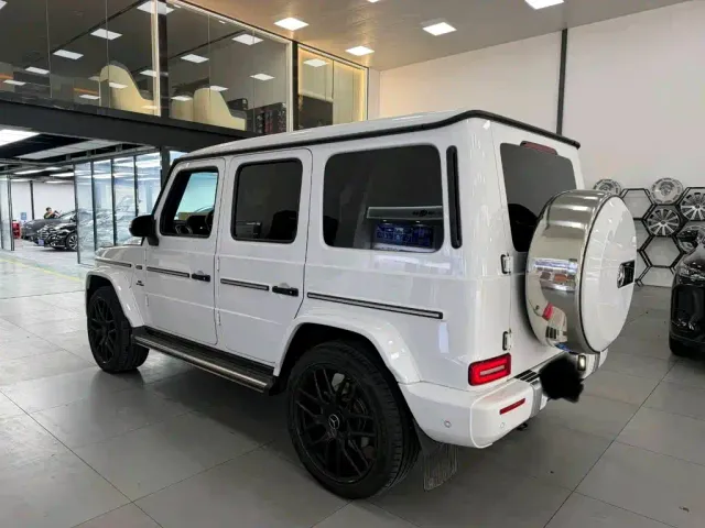 Mercedes-Benz G-Class — Фото автомобиля 4