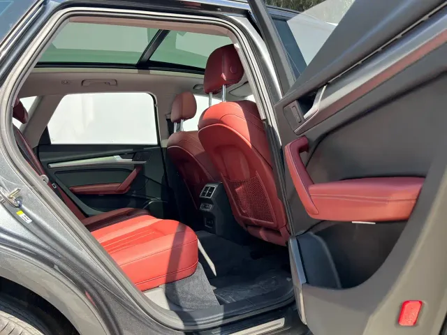 Audi Q5L — Фото автомобиля 9