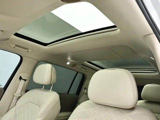 IM Motors LS9 — Фото автомобиля 12