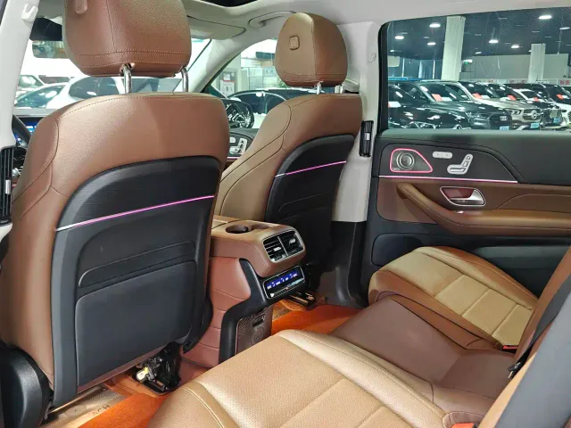 Mercedes-Benz GLS-Class — Фото автомобиля 14