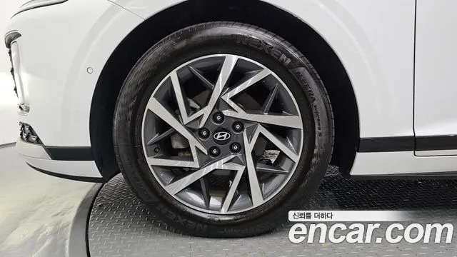 Hyundai Grandeur GN7 — Фото автомобиля 5
