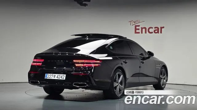 Genesis G80 RG3 — Фото автомобиля 2