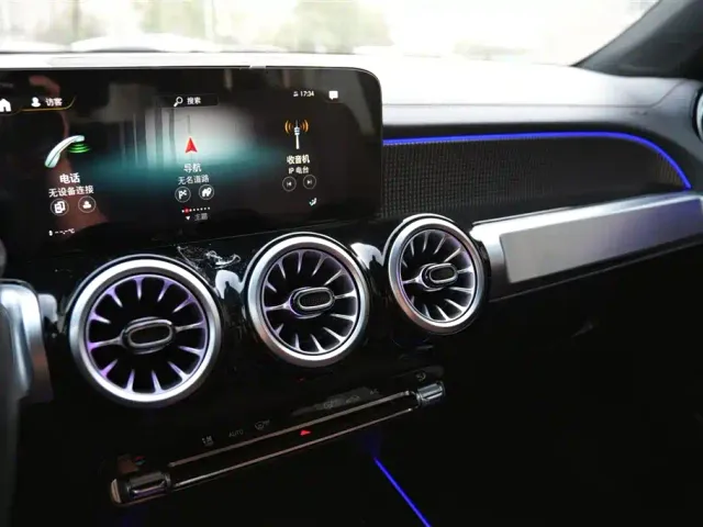 Mercedes-Benz GLB-Class — Фото автомобиля 19