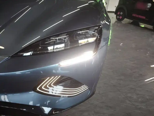 BYD Seal — Фото автомобиля 23