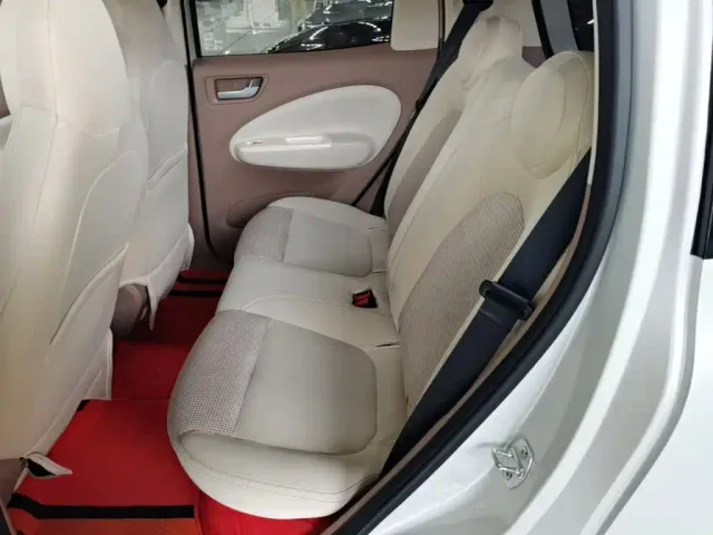 Wuling Hongguang Mini EV — Фото автомобиля 16