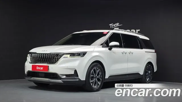 Фотография автомобиля — Kia Carnival Generation 4