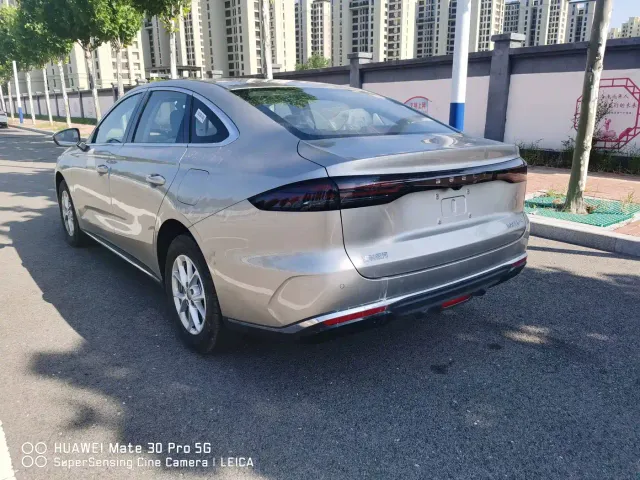 Geely Galaxy Stellar 6 — Фото автомобиля 4