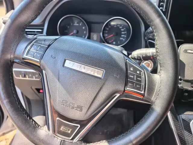 Haval M6 — Фото автомобиля 15