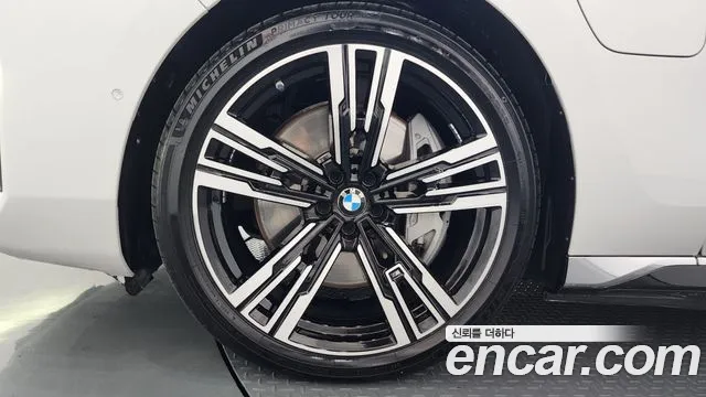 BMW 7-Series 7 серия (G70) — Фото автомобиля 5