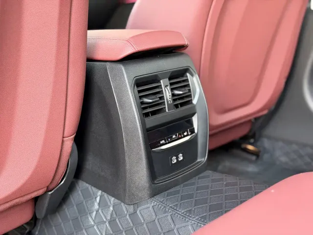 BMW 3 Series — Фото автомобиля 18