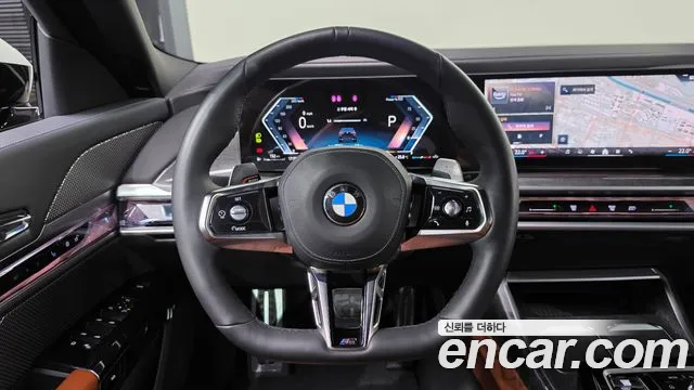 BMW 7 Series G70 — Фото автомобиля 13