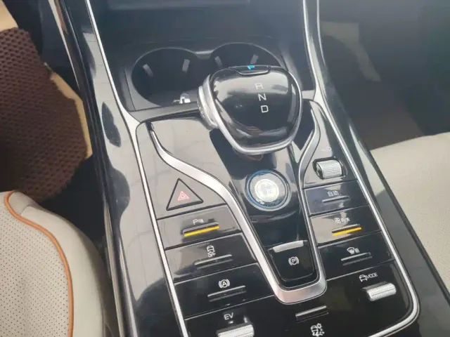 BYD Qin PLUS — Фото автомобиля 9