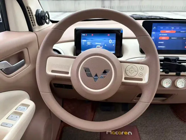Wuling Hongguang Mini EV — Фото автомобиля 17