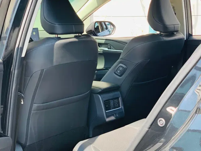 Toyota Camry — Фото автомобиля 19