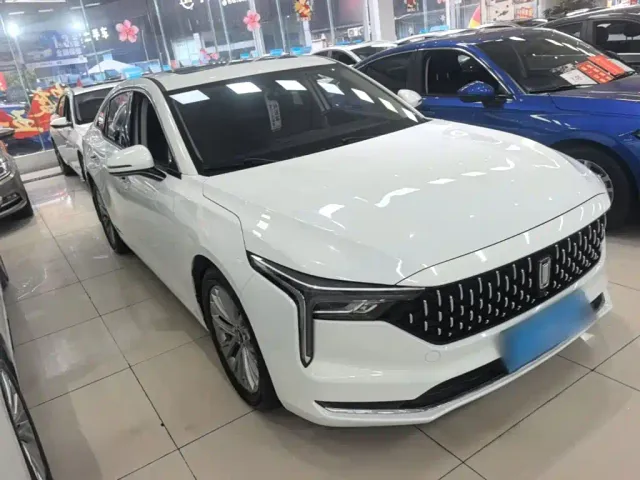 Bestune B70 — Фото автомобиля 3