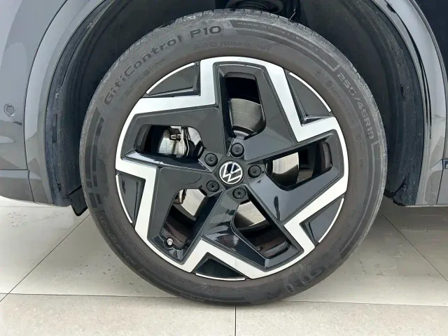 Volkswagen Tiguan L — Фото автомобиля 14